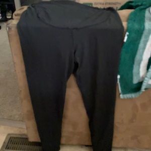Maternity leggings